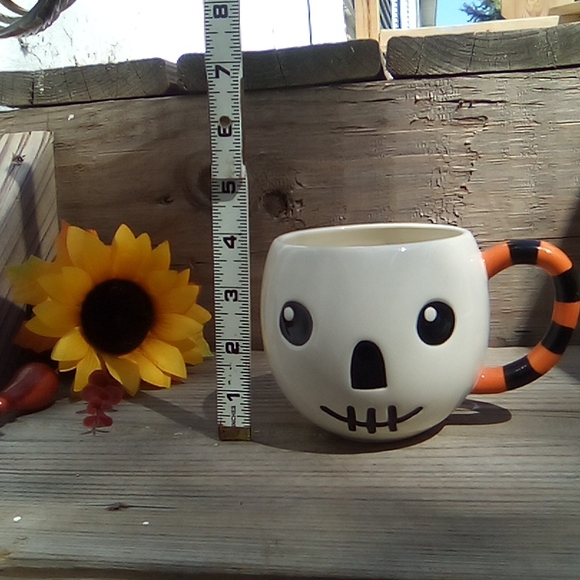 Rare Vintage White Skell Pumpkin Hallmark Gift Mug - Picture 10 of 11